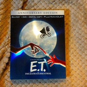 E.T. The Extra-Terrestrial Blu-ray + DVD
